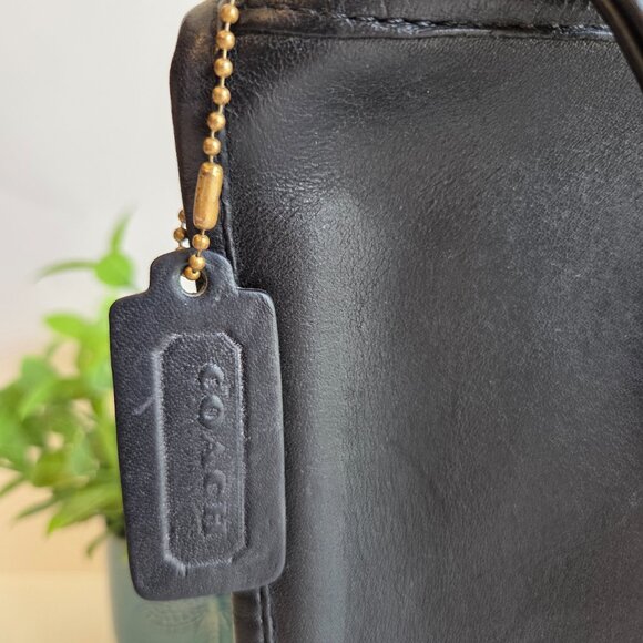 EUC NYC Vintage Coach Slim Clutch Large (#9555) in Black - Picture 2 of 10